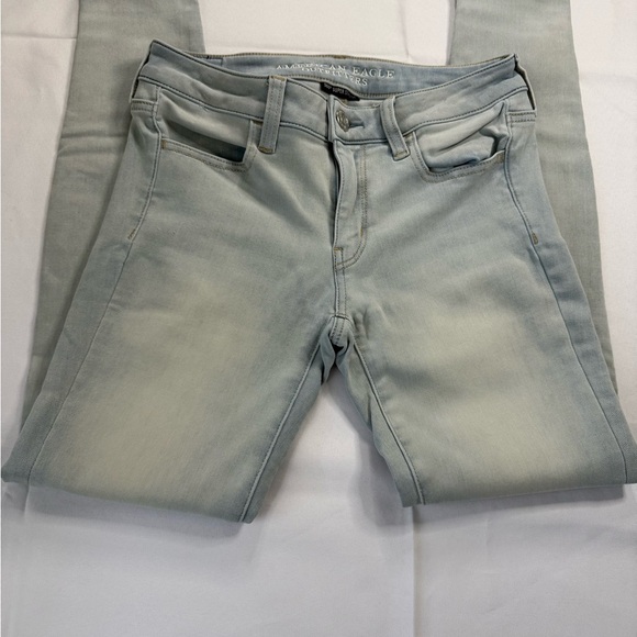 American Eagle Outfitters Light Gray Skinny Jeans - Picture 6 of 7
